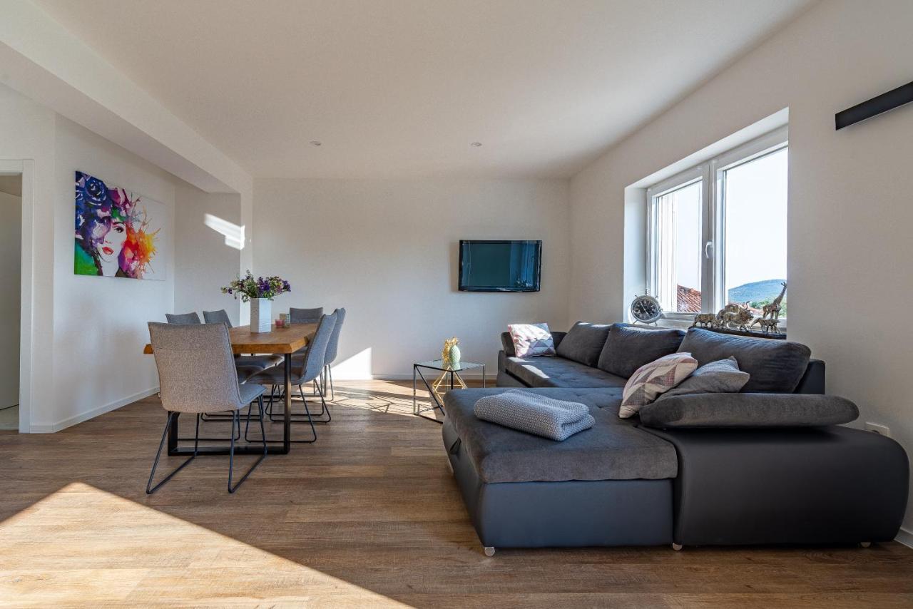 Apartments Luka & Lorena Galovac  外观 照片